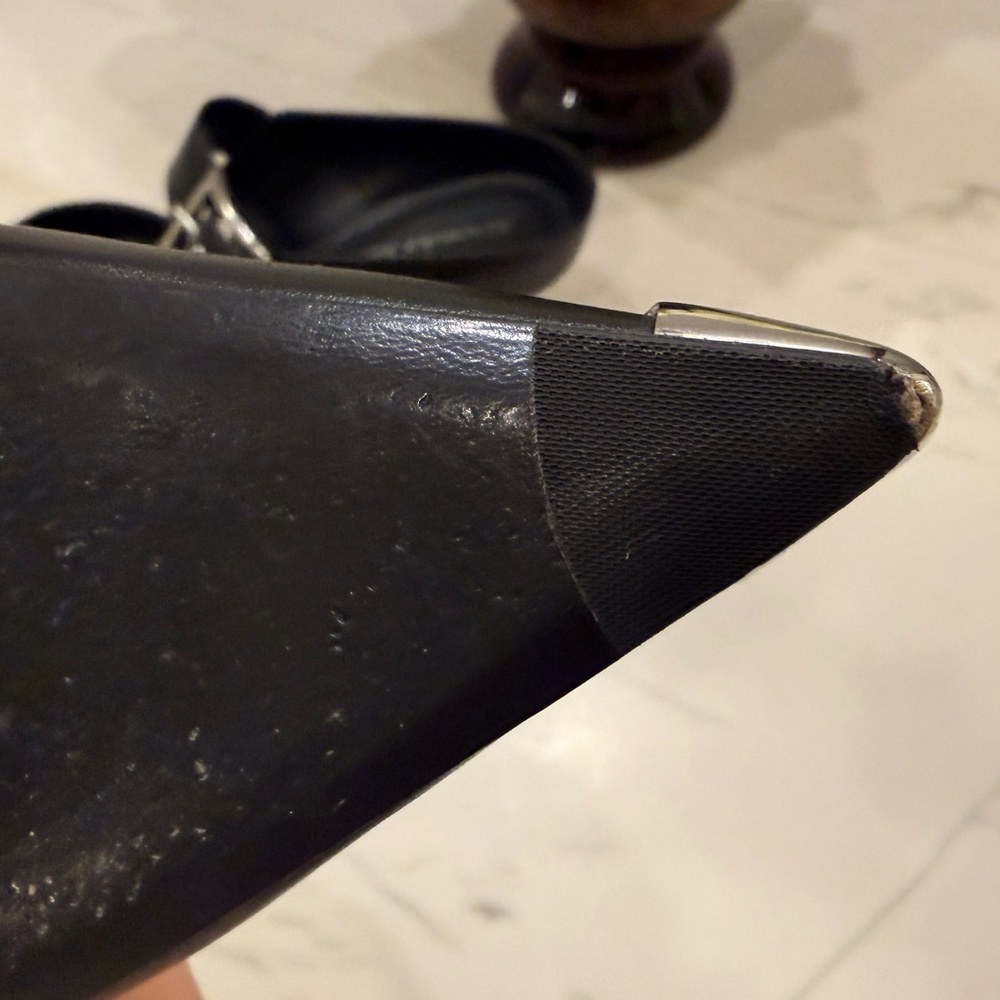 Alexander McQueen Black Kitten Heel Shoes - Picture 9 of 13